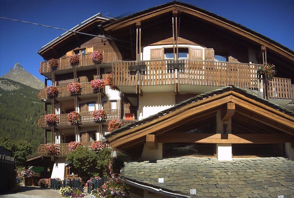 Hotel Vallee De Cogne Kültér fotó