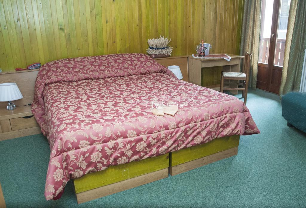 Hotel Vallee De Cogne Szoba fotó